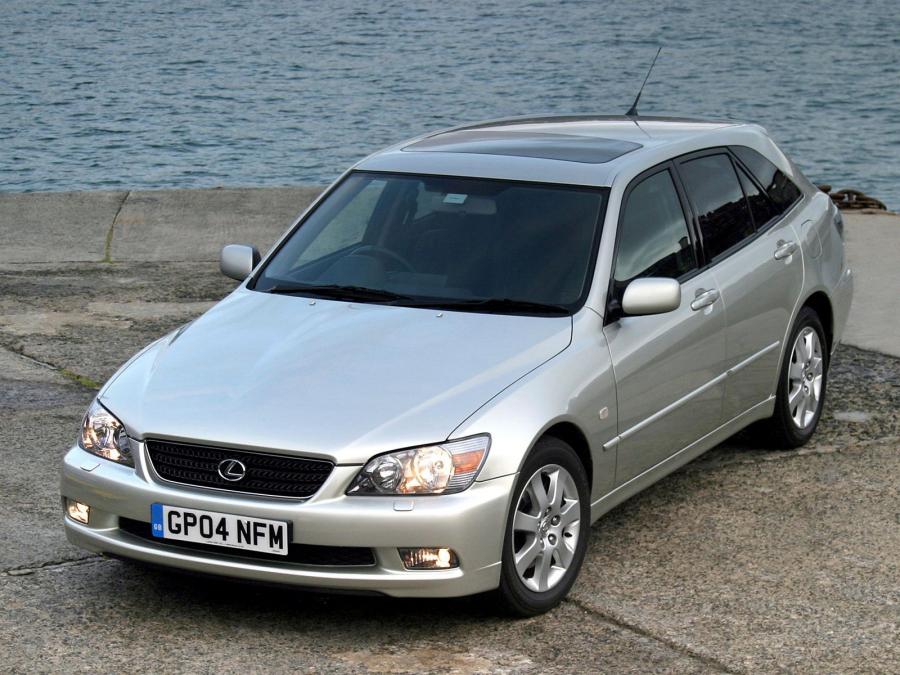 Lexus IS200 SportCross 2002 года  (UK) (фото 3 из 5)